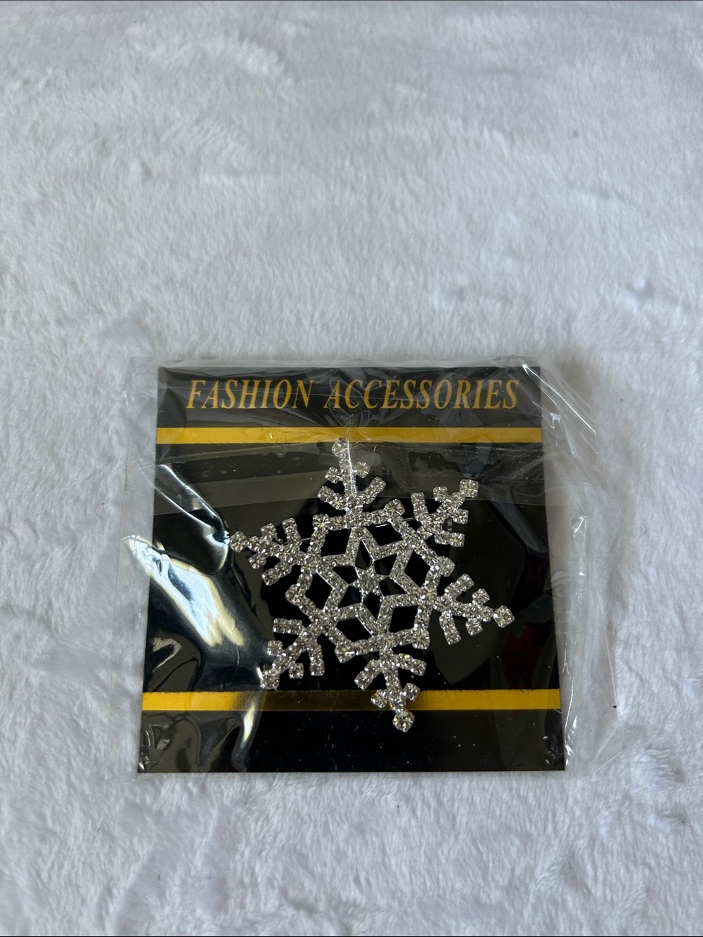 Crystal Snowflake Brooch - Silver Sparkle